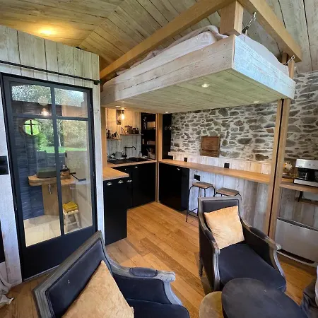 La Demoiselle De Bohardy *