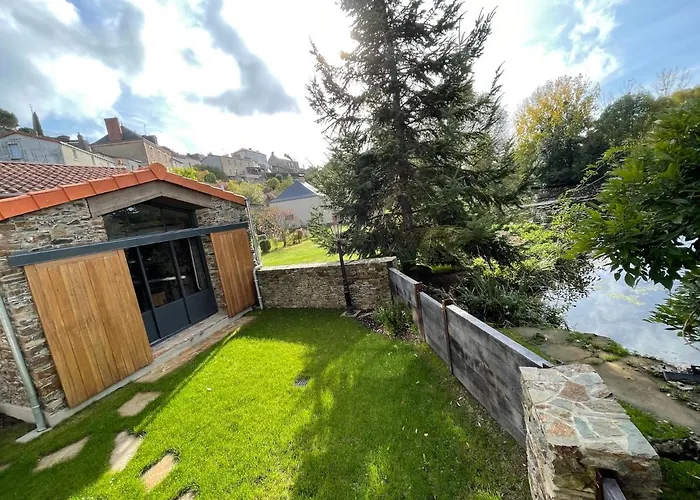 La Demoiselle De Bohardy